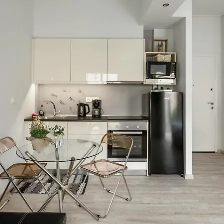 Apartment Koukaki With A Sunny Balcony, Near The Acropolis *
