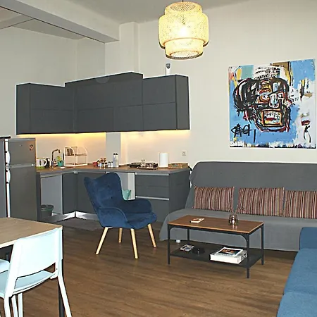 In Monastiraki Apartment *
