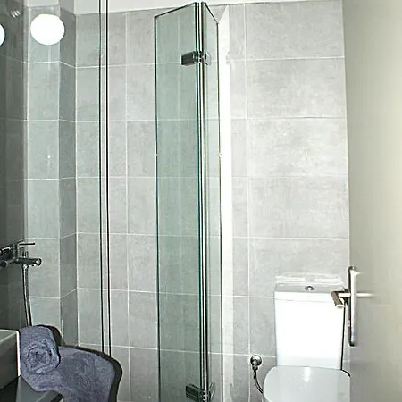In Monastiraki Apartment *