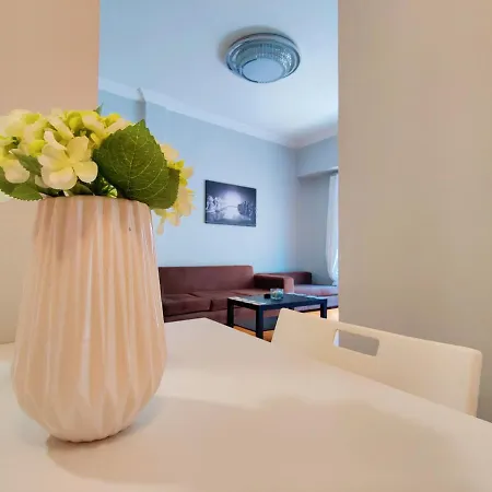 Wsd Brand Cozy 2bd With Balcony Near Acropolis Apartment