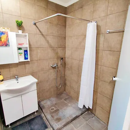 Wsd Brand Cozy 2bd With Balcony Near Acropolis Apartment *