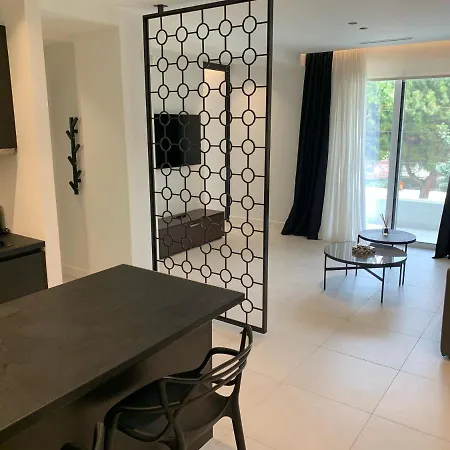Апартаменты Glyfada South42