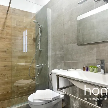Exquisite Downtown Homm 2bdr Evinou Str * Athens
