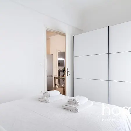 Exquisite Downtown Homm 2bdr Evinou Str