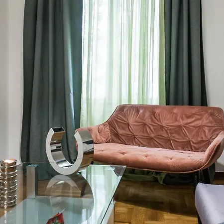 Downtown Athens-plaka Skoufou Apt/vaccinatedhost