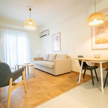 Central 2br Apartment! Athens