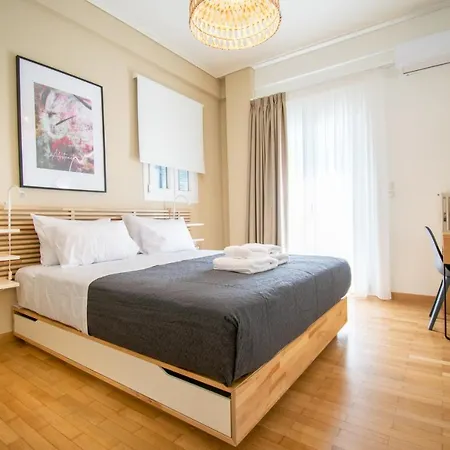 Central 2br Apartment! Athens