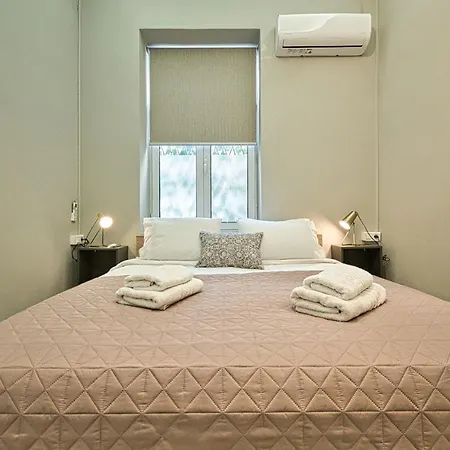 Apartment Plaka Filotheis House A *