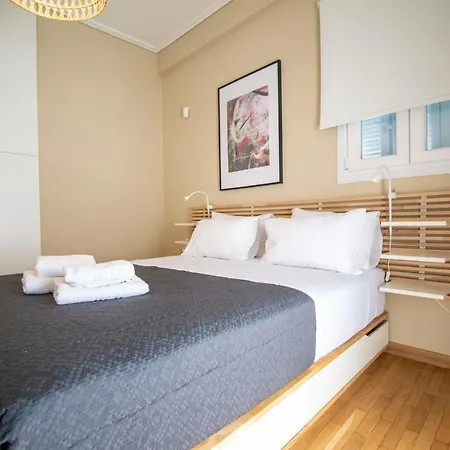 Central 2br Apartment! *
