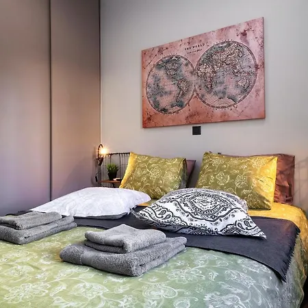 New In The Heart Of Plaka Athens