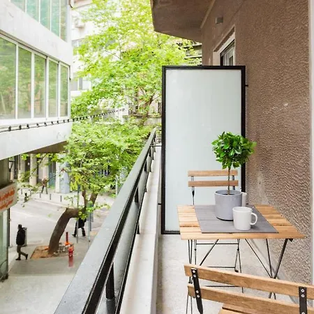 Apartment A16 Modern & Cosy Near Plaka @athens Center
