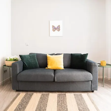 Apartment A17 Modern & Cosy 2r Flat Up To 4ppl Near Parthenon