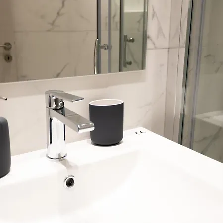 Apartment A17 Modern & Cosy 2r Flat Up To 4ppl Near Parthenon Athens