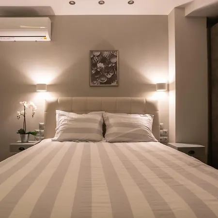 A17 Modern & Cosy 2r Flat Up To 4ppl Near Parthenon