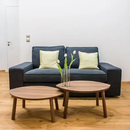 Apartment A21 Pristine A Breath Away From Parthenoon!