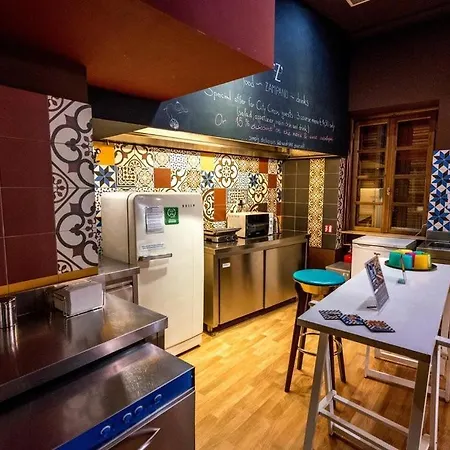 Circus Hostal