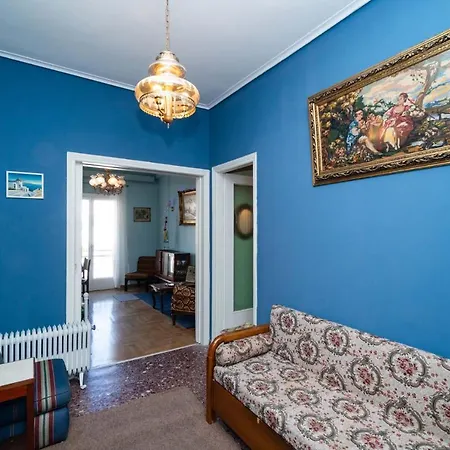 Acropolis View Vintage Style In Koukaki Apartment Athens