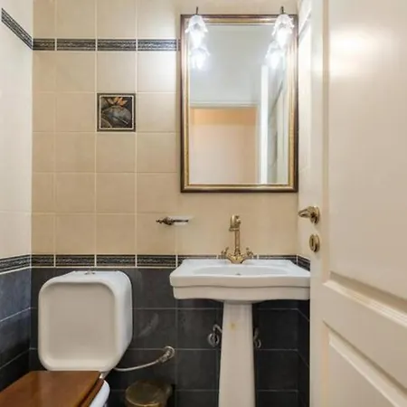 Athenian Luxury In Glyfada Apartment Athens
