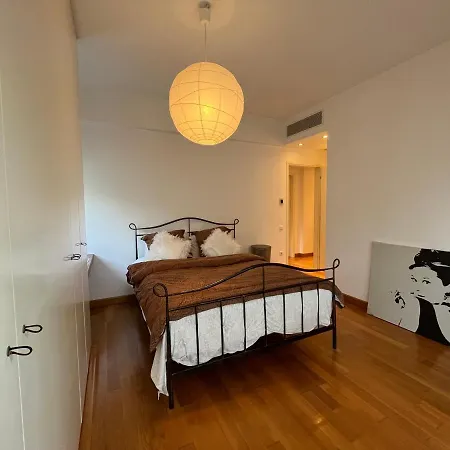Ultra-modern Living, Luxe 4br With Private Outdoor Pool Βίλα *