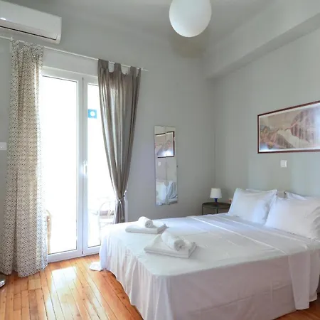 Stathmos Larissis C, A Cozy 2br Apartment, Close To Metro Station. 6