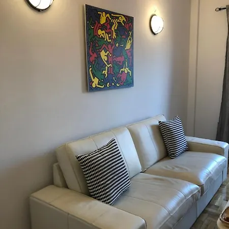 Apartment Cosy In Metaxourgeio *