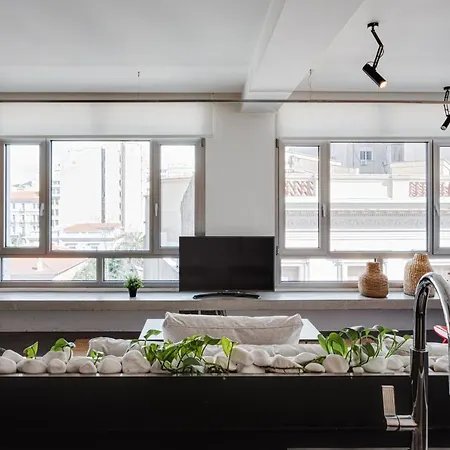 Syntagma Designers Living Apartment