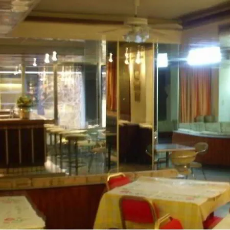 מלון Claridge 2*