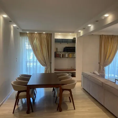 Cassiopeia - Glyfada Apartament *