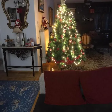 Elli's Luxury, Large Apt In The Center Of * Athens