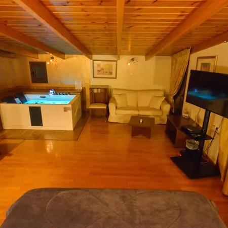 Hotel Chris 2*