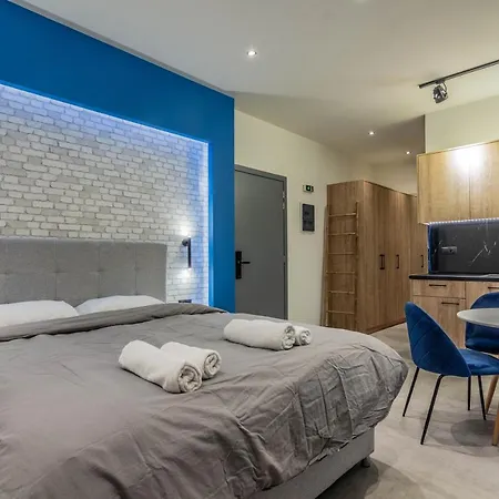 Apartment Historic Center 3 *