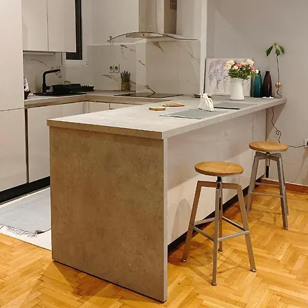 Apartment Cozy Newly Renovated 1 Bedroom In The Heart Of
