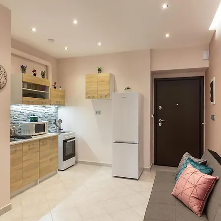 Sirens Apartment *