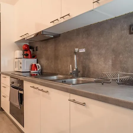 Apartment Urban Serenity Gem In Kallithea Neighbourhood!
