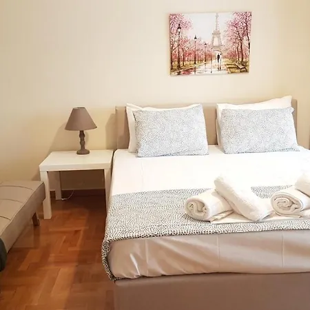 Begonia-athens Center, 6 Bd, 2,5 Bath Apartment *