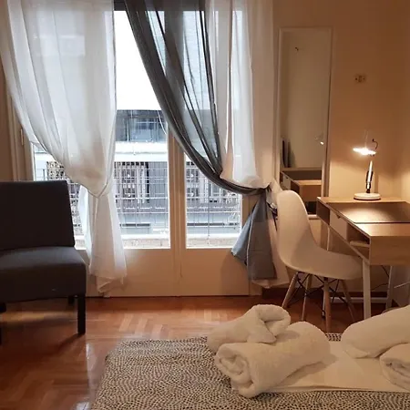 Apartment Begonia-athens Center, 6 Bd, 2,5 Bath *