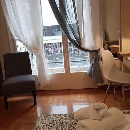 Apartment Begonia-athens Center, 6 Bd, 2,5 Bath
