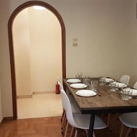 Begonia-athens Center, 6 Bd, 2,5 Bath Apartment Athens