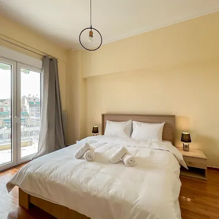 Chiou Spacious 90sqm In * Athens