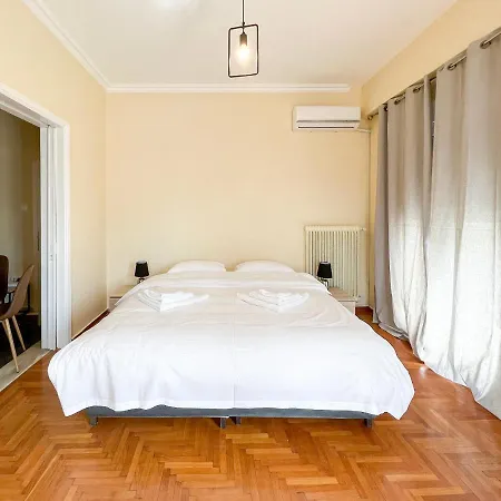 Chiou Spacious 90sqm In Athens