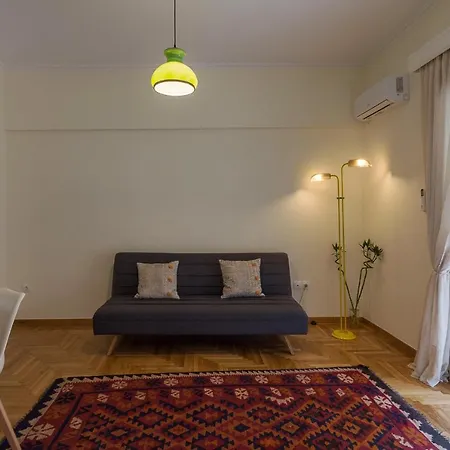 Bright And Spacious 2-bedrooms In Apartment Athens