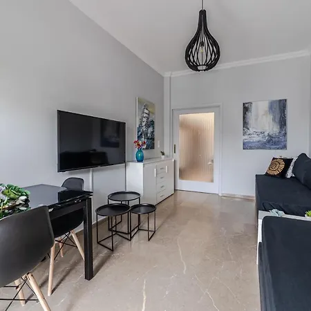 Apartment Bijou In Glyfada Center Athens