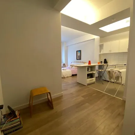 Cozy At Koukaki *