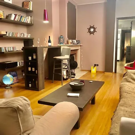 Cozy Loft With Jazz Notes In Kolonaki Apartment Athens