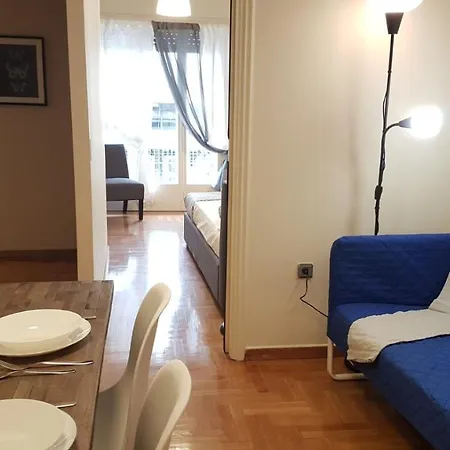 Begonia-athens Center, 6 Bd, 2,5 Bath Apartment *