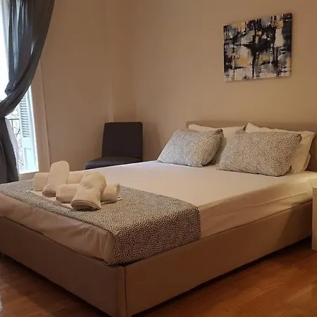 Begonia-athens Center, 6 Bd, 2,5 Bath Apartment *