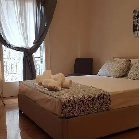 Apartment Begonia-athens Center, 6 Bd, 2,5 Bath *