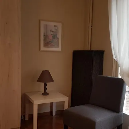 Begonia-athens Center, 6 Bd, 2,5 Bath Apartment
