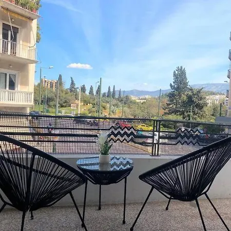 W/ View Of Olympuszeustemple/4bedr-3bath-2kitc Apartment