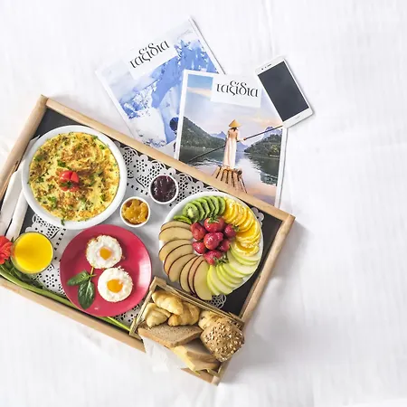 Hotel Lotus Center 4*